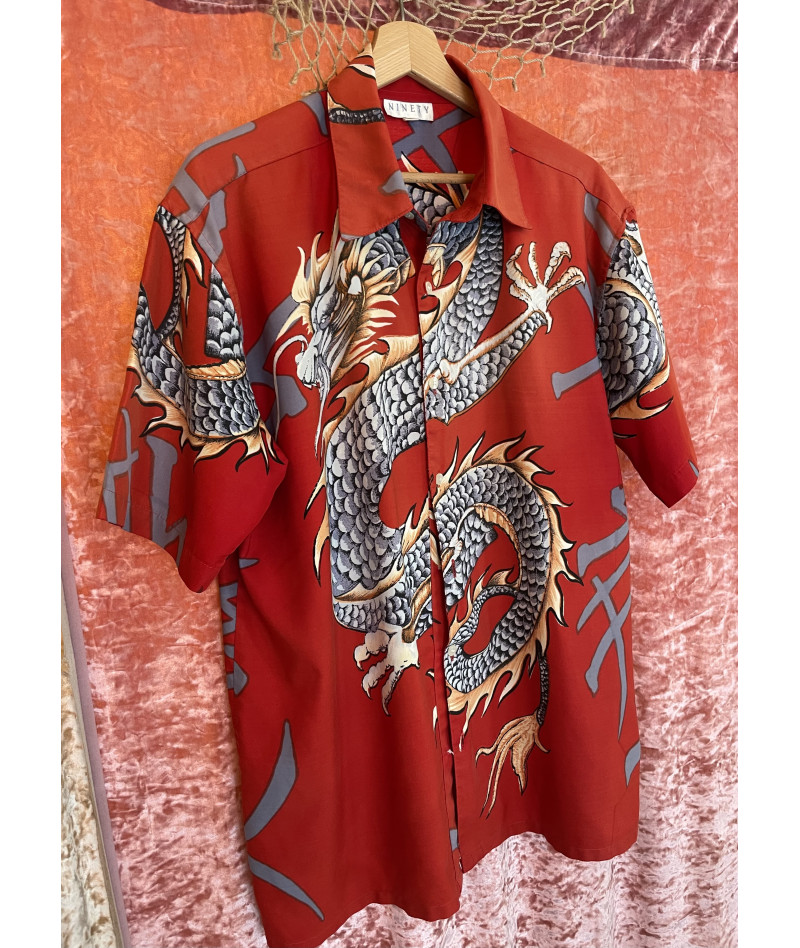 Red dragón japan shirt